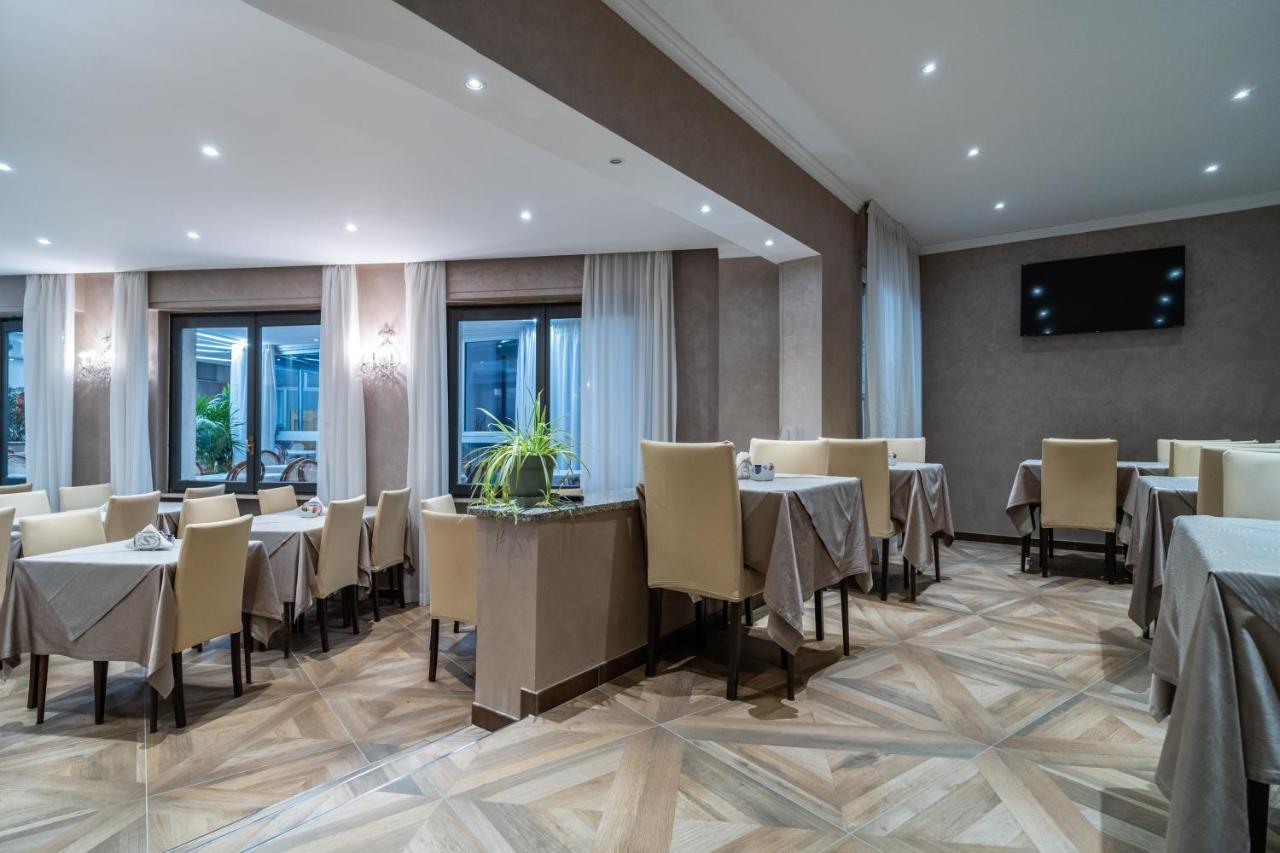 Hotel Globo Suite-Correnti Hotels ซานเรโม ภายนอก รูปภาพ